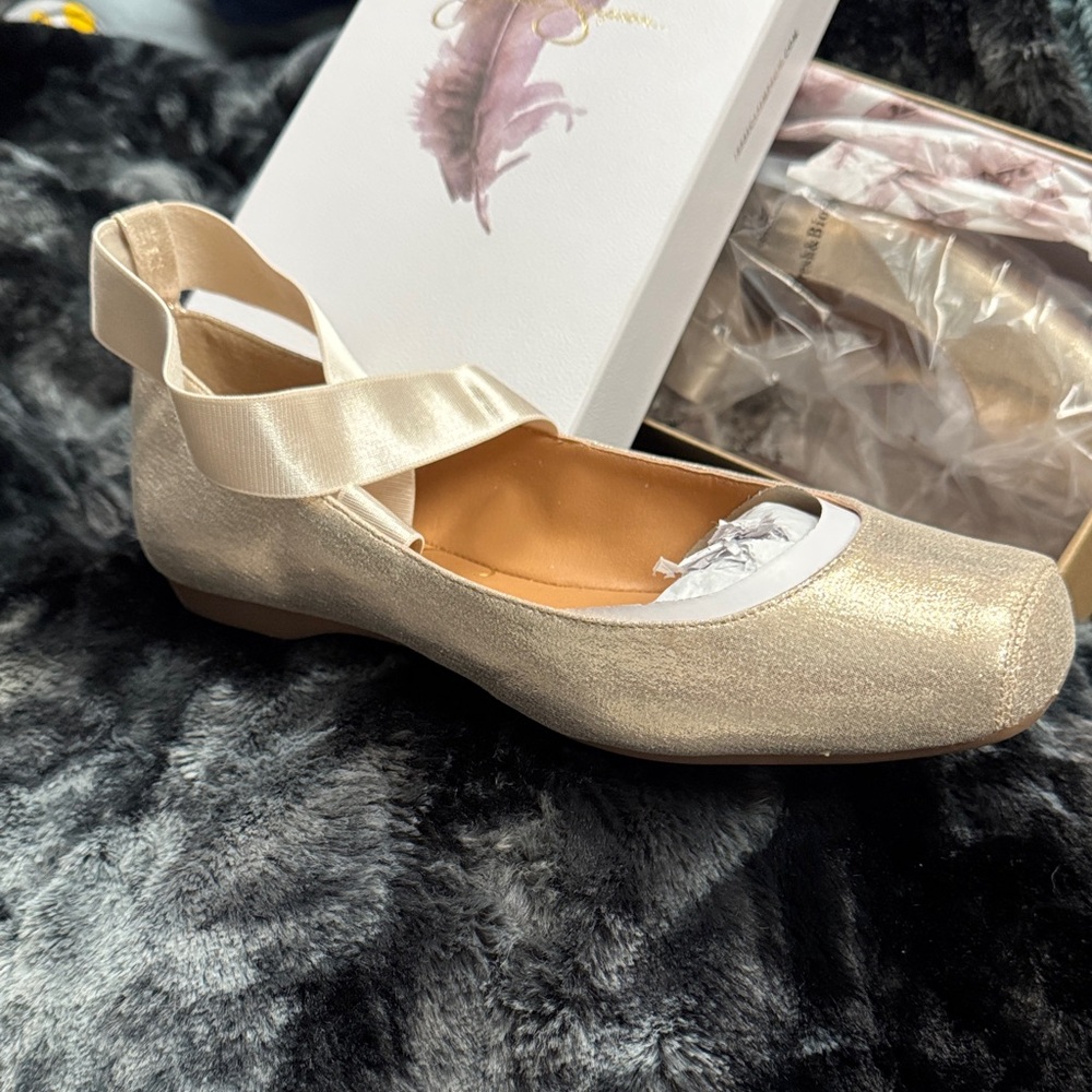 Jessica Simpson Shimmering Gold Ballet Flats